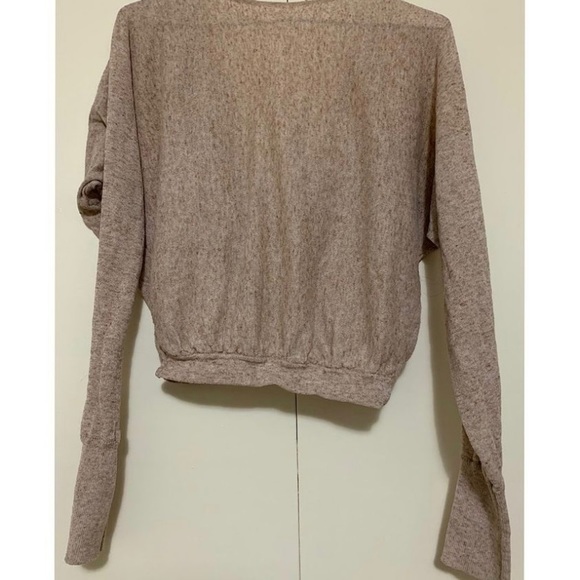 Dynamite Twisted Back Sweater - Picture 4 of 5